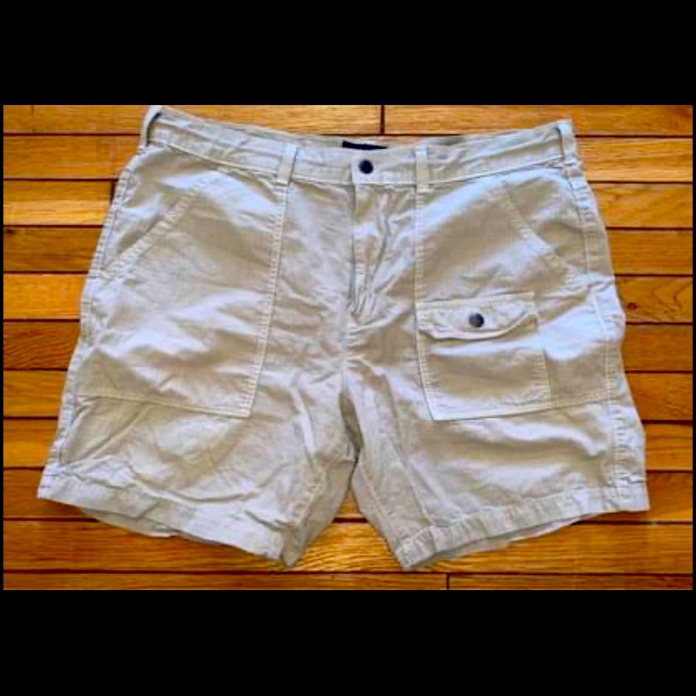 NWOT Mens American Eagle shorts
